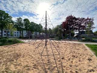 Spielplatz Gneisenaustraße – Bild 3