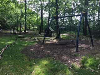 Spielplatz – Bild 1