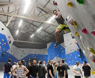 Schlüsselstelle Boulderhalle & Café – Bild 2