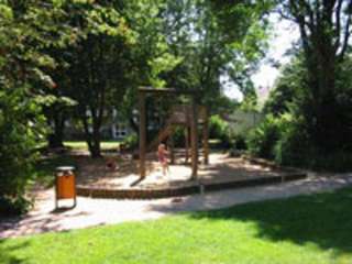 Kinderspielplatz – Bild 1