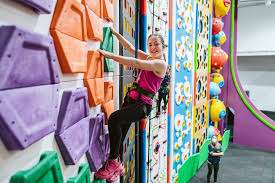 Escalade Clip 'n Climb Laval – Bild 1