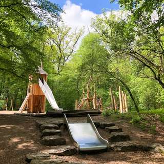 Spielplatz Am Stadtpark – Bild 1