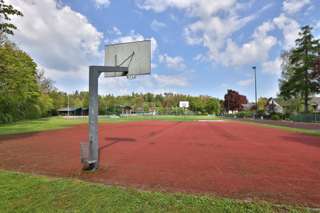 Bolz- und Basketballplatz Speck – Bild 4