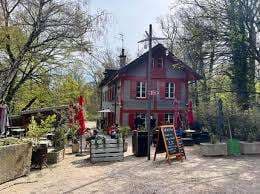 Café de la Tour, Jasmine Piguet – Bild 1