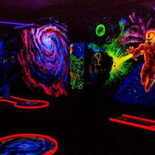 Funcenter Ettlingen - Lasertag und 3D Schwarzlicht Minigolf – Bild 1