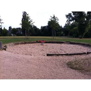 Spielplatz am Mehlemer Dorfplatz – Bild 4