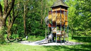 Spielplatz – Bild 2